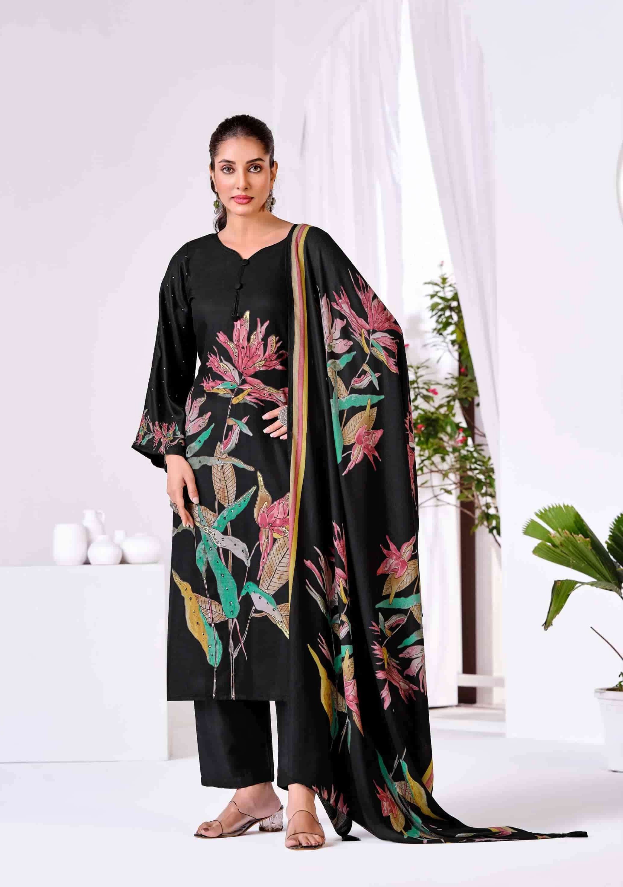 Noor E-Kashmiri by Mumtaz Arts